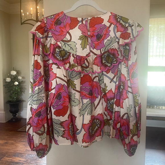 Colorful floral blouse. - Picture 4 of 8
